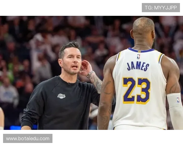 雷迪克盛赞双核詹姆斯盼艾顿暴走